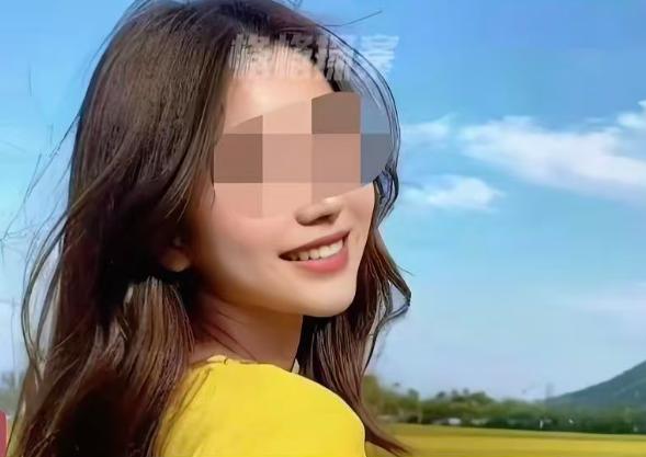 江苏一酒吧里，成年男子王某把1  6岁少 女葛某灌得不省人事，开车拉到酒店房间实