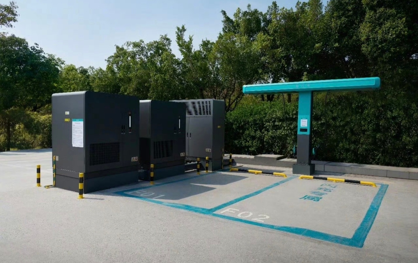 比亚迪闪充站建设真的猛 全域补能按下快进键，中国新能源跑出加速度🔥从5分钟充好