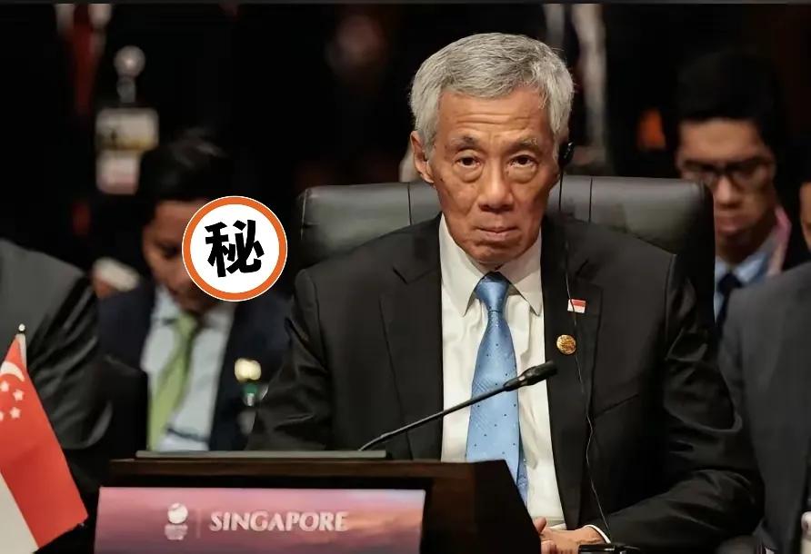 现在的新加坡，怕是真的坐不住了！为什么？因为中国人正在一步步砸掉他们端了几十年的