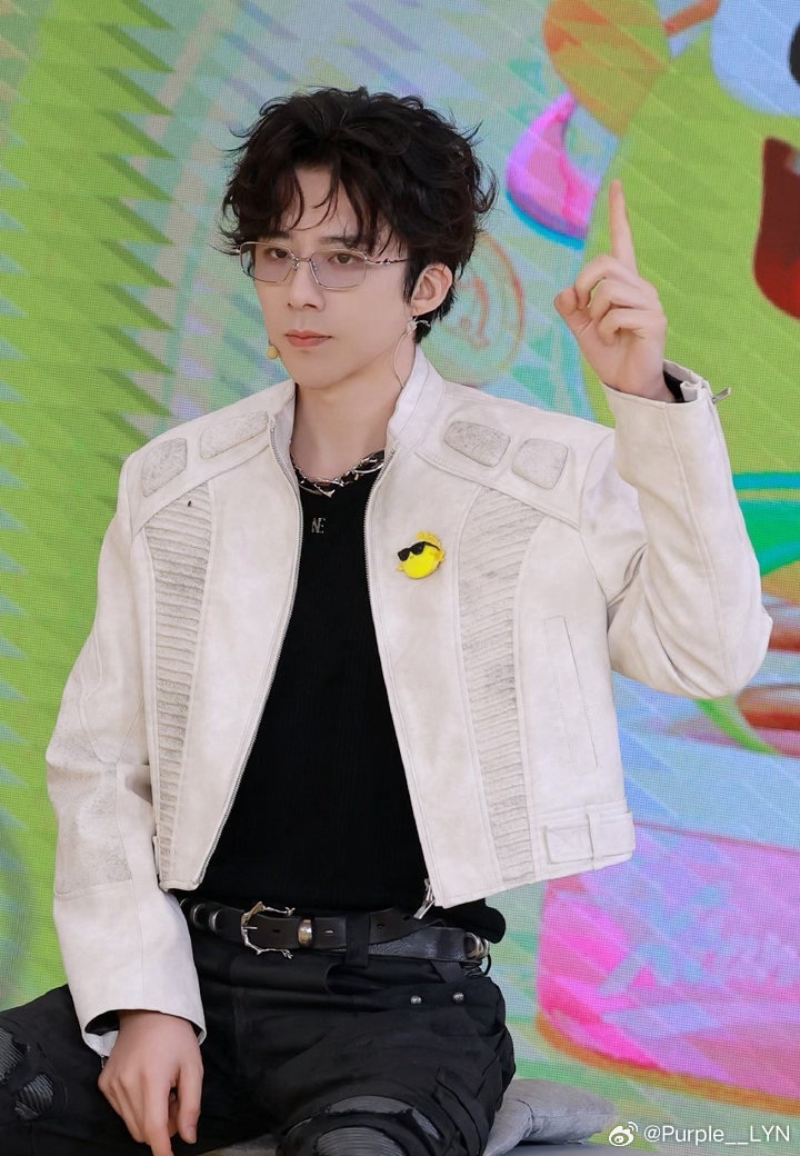 刘宇宁开始推理吧｜神奇的闲鱼代言人刘宇宁｜摩登兄弟早安！祝你心情愉悦，开心愉快，