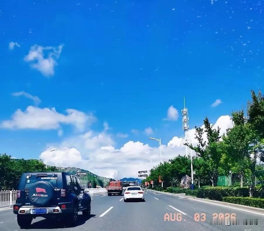 大家好有个心理准备。
今天 8月4号，就正式进入中伏第十一天了，而且今年的中伏足
