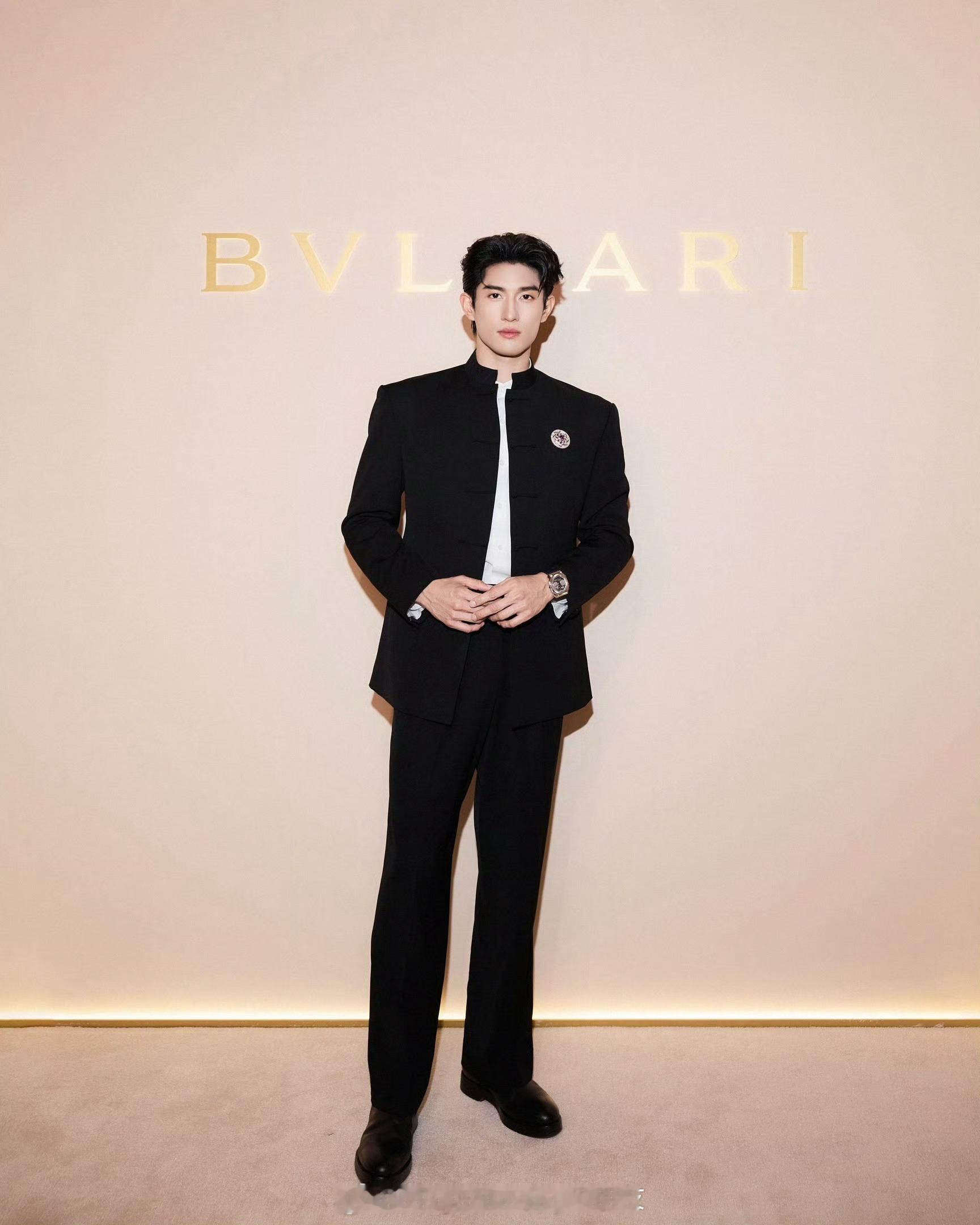 【封面预告】孙政新加坡VOGUE封面 OMG‼️孙政即将坐镇新加坡版VOGUE七
