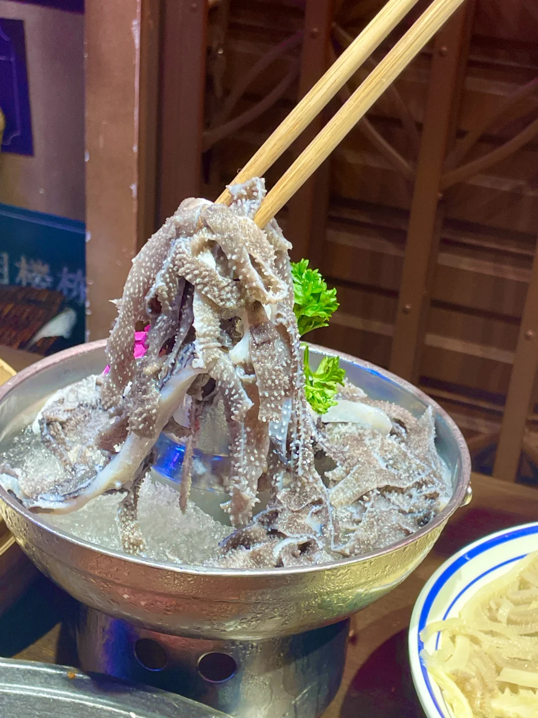 为了这口糖蒜牛肉🥩，我又来到这家店！
