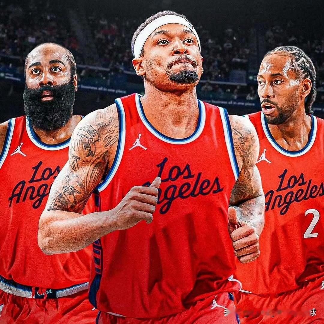 『就在今天！NBA 传来多则快船队最新消息』

1、两连败的快船做客菲尼克斯挑战