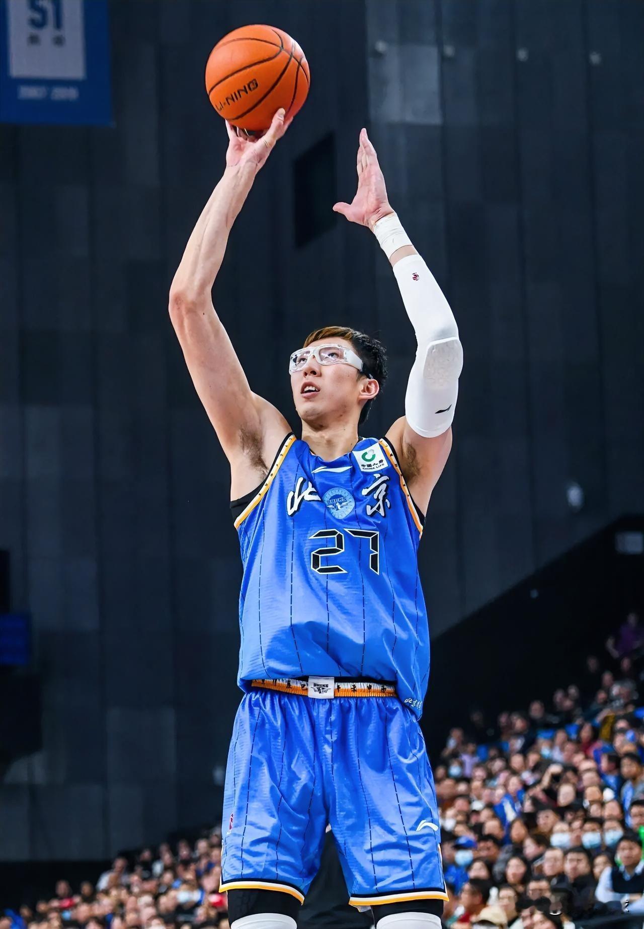 CBA常规赛第26轮得分前10的本土球员一览：

01、吉林的姜伟泽，32分4板