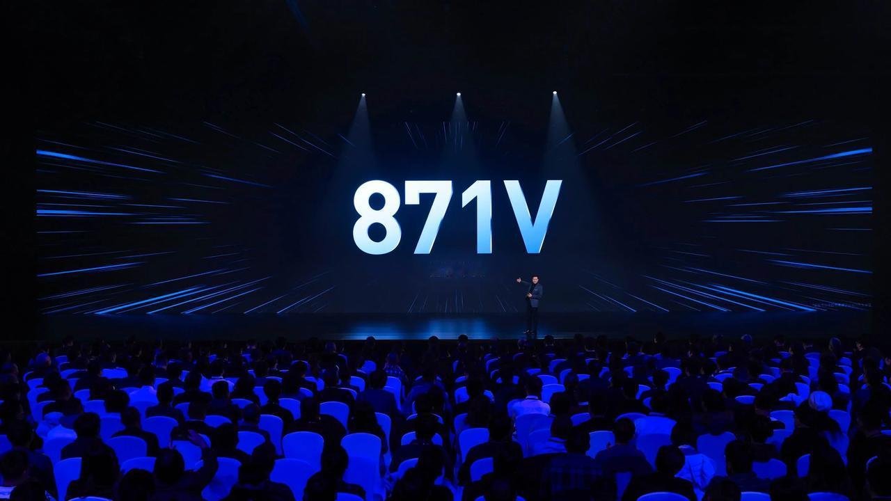 871V？小米又一次遥遥领先行业的800V顶配充电标准，配合全球最高的77.8%