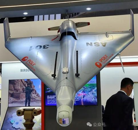 每天认识一件兵器 北方工业卡车搭载兵装超远程自杀无人机ASN301，Lucas在