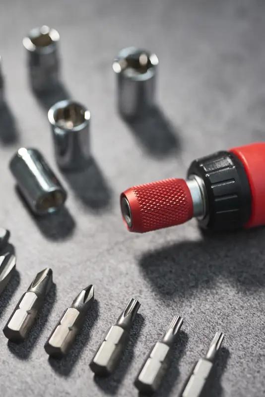 一把中国螺丝刀，如何让美国硬汉和DIY新手都为之疯狂？
近期，中国制造的螺丝刀在