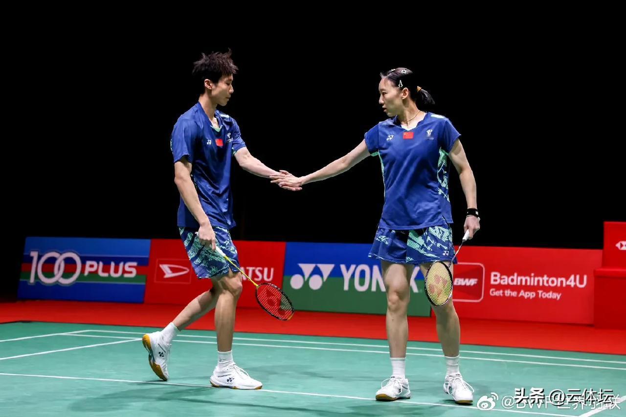 日本羽毛球公开赛： 蒋振邦/魏雅欣2-0吴埙阀/赖洁敏，晋级混双半决赛。

丫邦