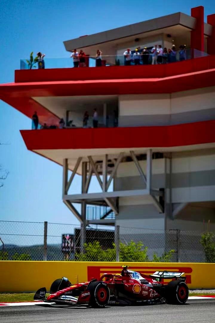 2026年F1马德里站的沥青还没铺完，法拉利夺首冠的风声就已经炸开了。

这条新