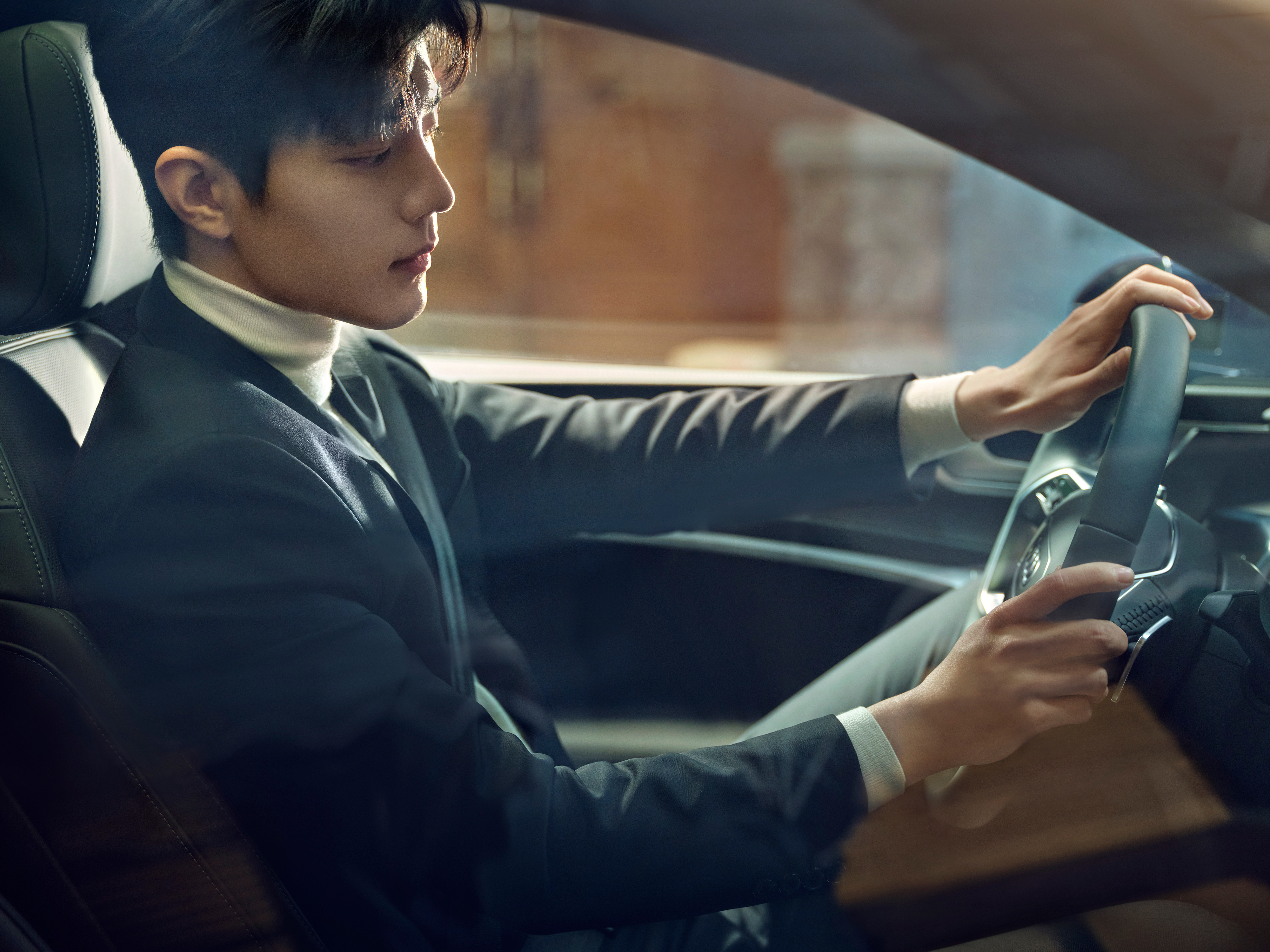 肖战  上车[酷]带你去兜风 
