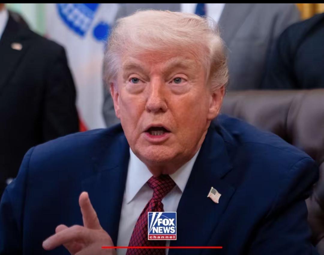 美军封锁霍尔木兹海峡，真的打到了伊朗最痛之处，把伊朗想通过霍尔木兹海峡进出口贸易