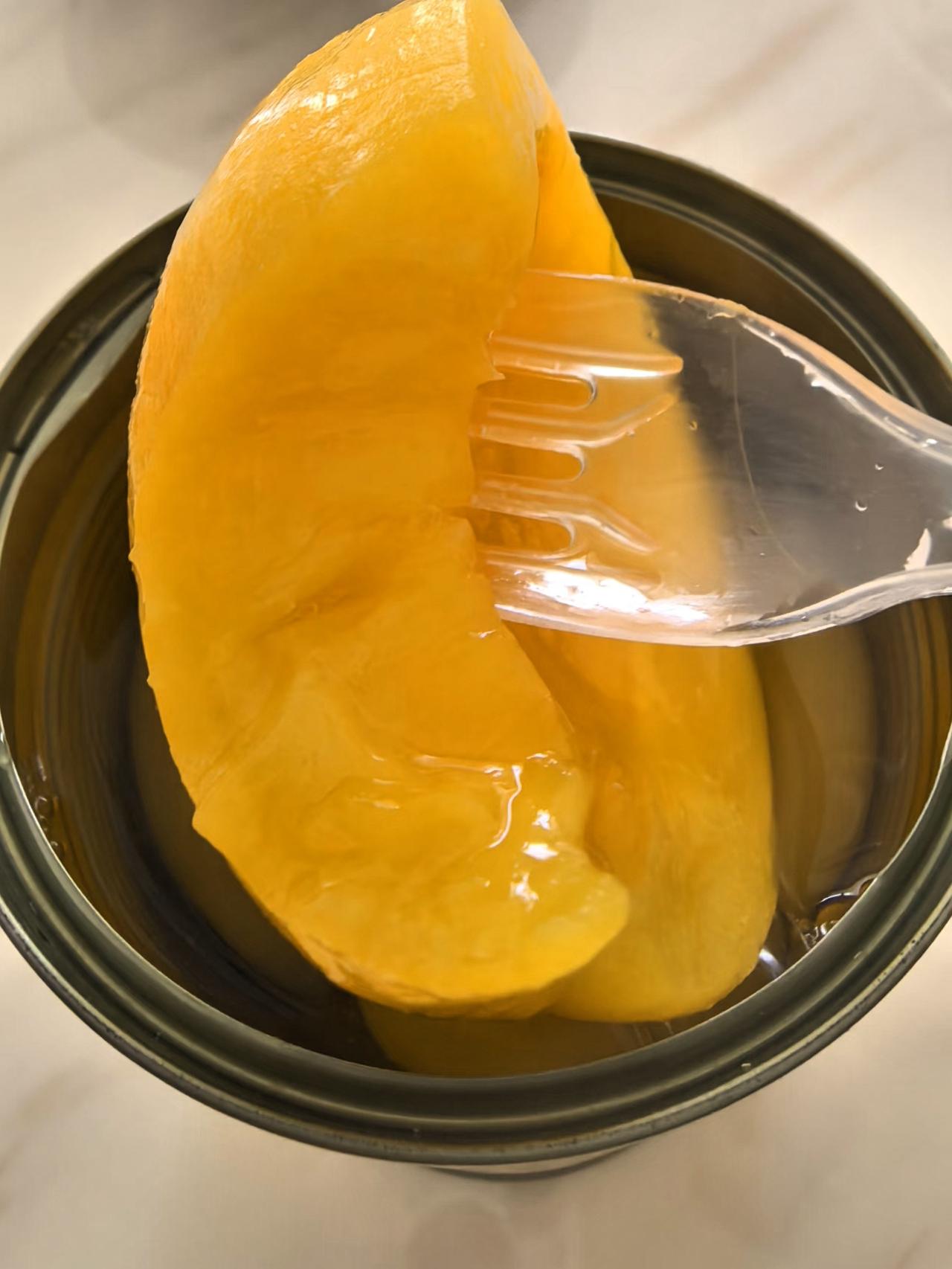 🔥别再吵黄桃罐头是“神药”还是垃圾食品了😒它从来都不止是吃的😳

最近刷到