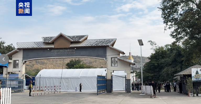 【#外交部回应柬泰停火#】外交部发言人：中方欢迎柬泰签署停火联合声明，这表明对话