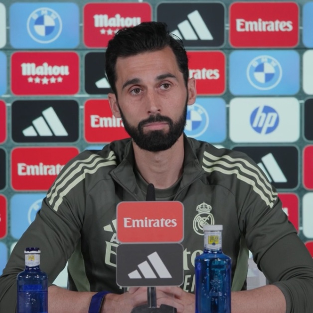 阿韦洛亚称库尔图瓦是皇马历史第一门将  阿韦洛亚在采访中表示："我坚持我前几天说