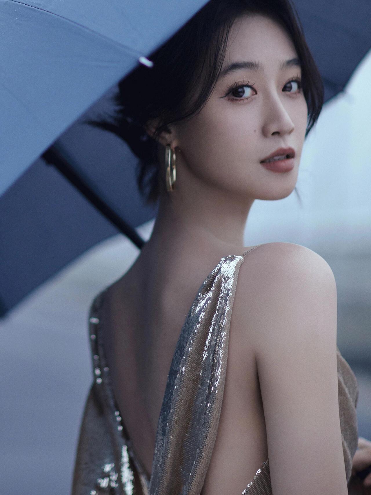 宫女出身，给姐夫做妾
被嘲用力过猛，野心太大。
最后却把自己卷成了资源咖。
蓝盈