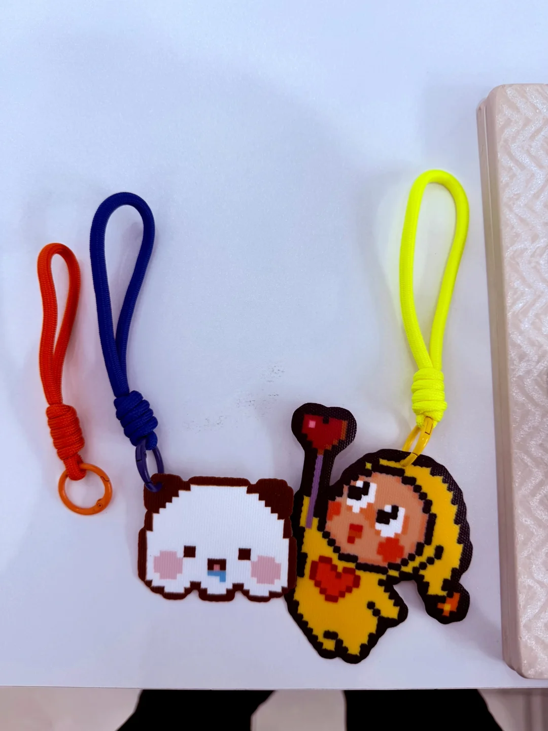 自己做的拼豆挂件也太可爱了吧