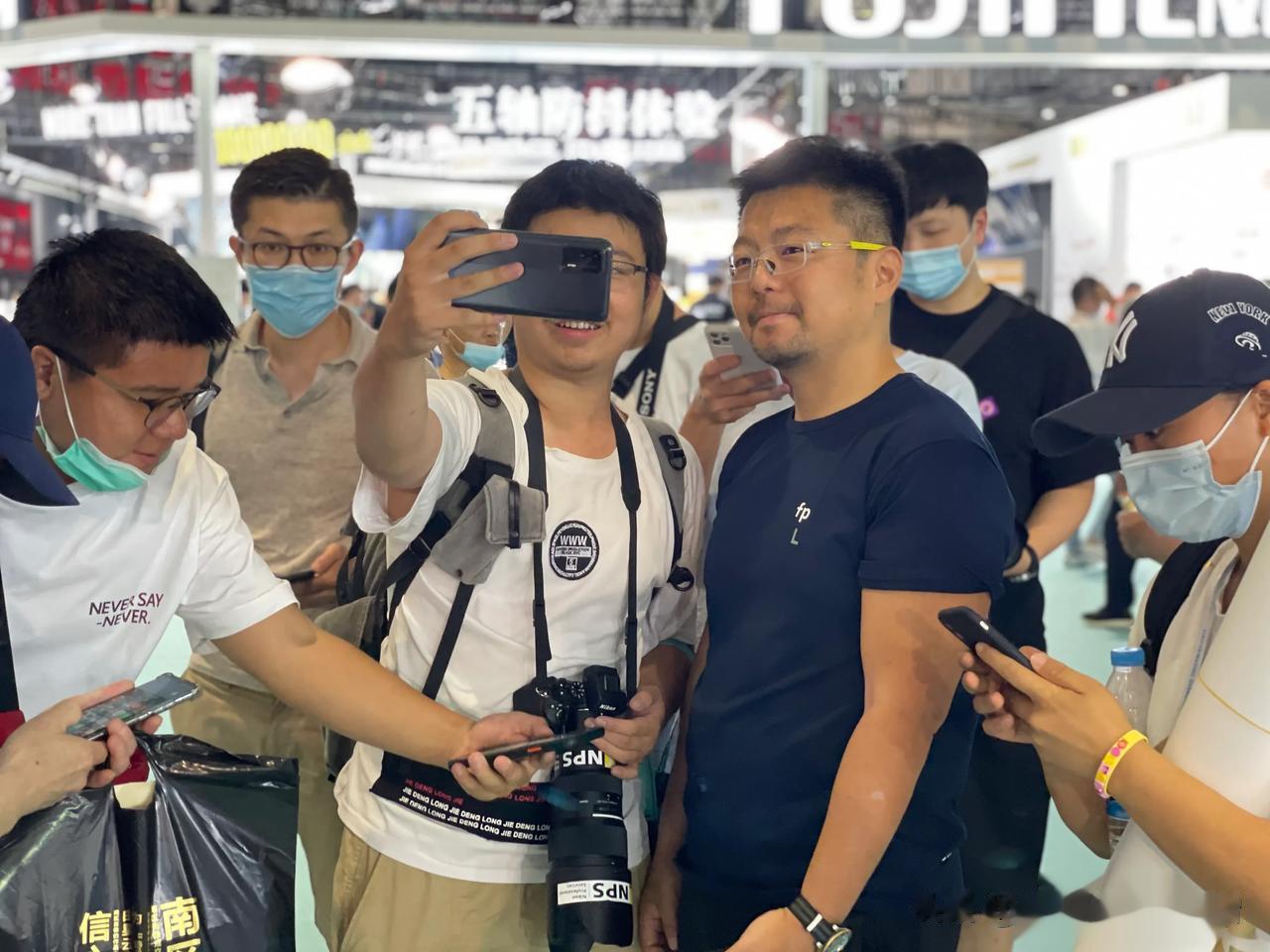实在没想到来了那么多朋友，受宠若惊，太感谢大伙儿的支持啦🙏🙏🙏