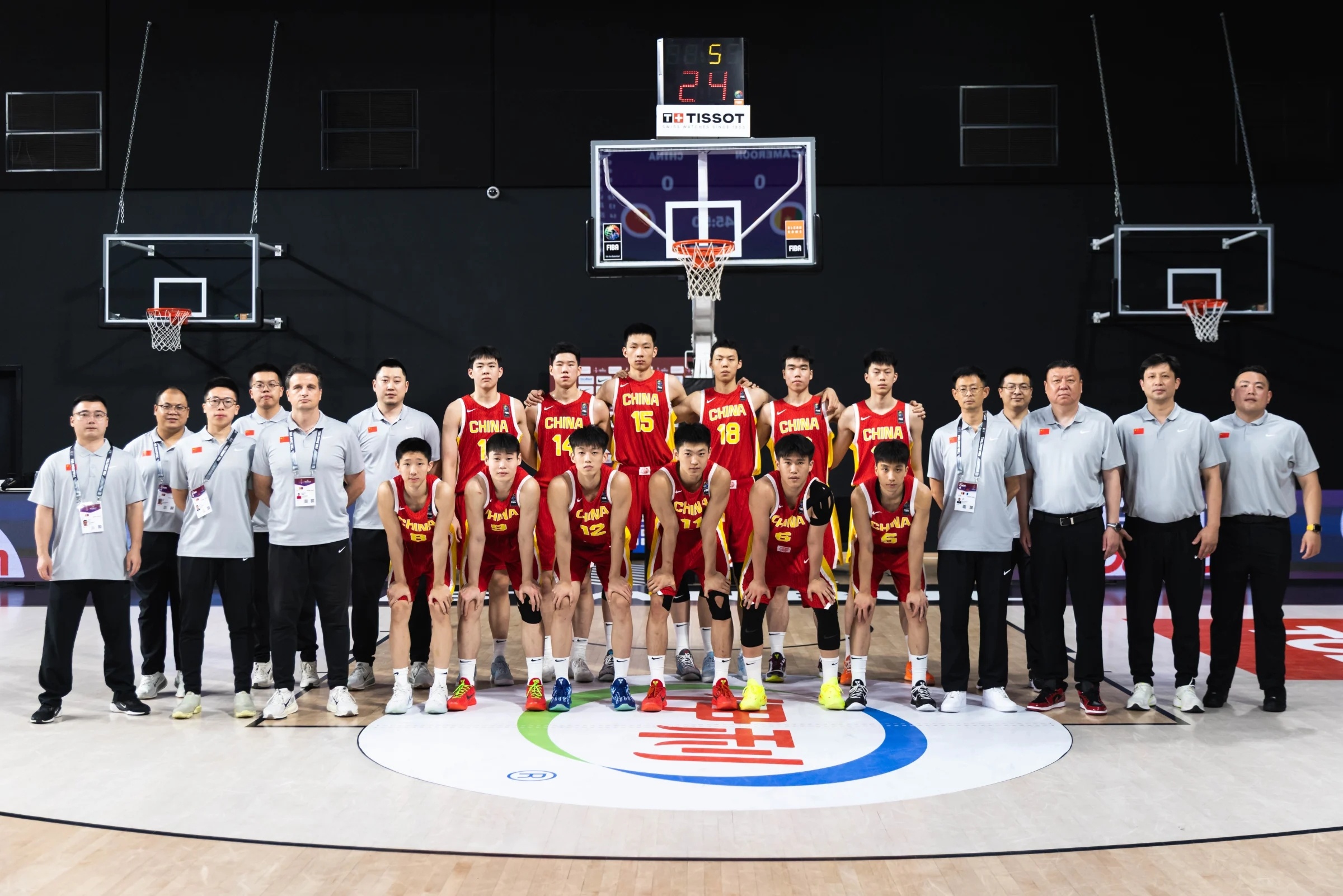 中国U17以90-72轻取喀麦隆，拿到U17世界杯首胜。张懿赵杰23分全场最高（