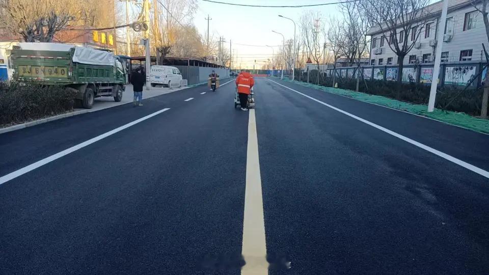 【旧路换新颜，连接回天地区与海淀的交通要道大修完工】近日，昌平区太平庄中街建材城