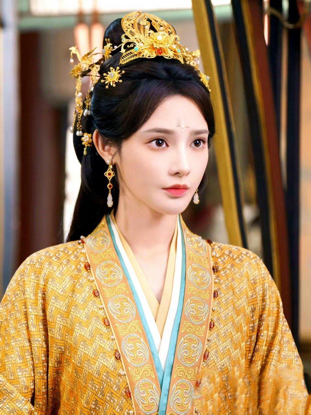 “你的安来啦”表情包可爱度满分！章时安为彭小苒新剧打call的方式也太有创意了，