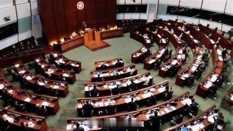 香港法律 「香港立法機構立法會主席：香港立法會監委會現階段暫不調查及評論陳家珮逆