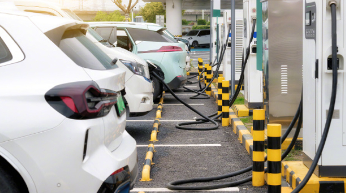 【新能源汽车3分钟充电80%不是梦】我国研发新材料可提升快充效率 我国研发新型锂
