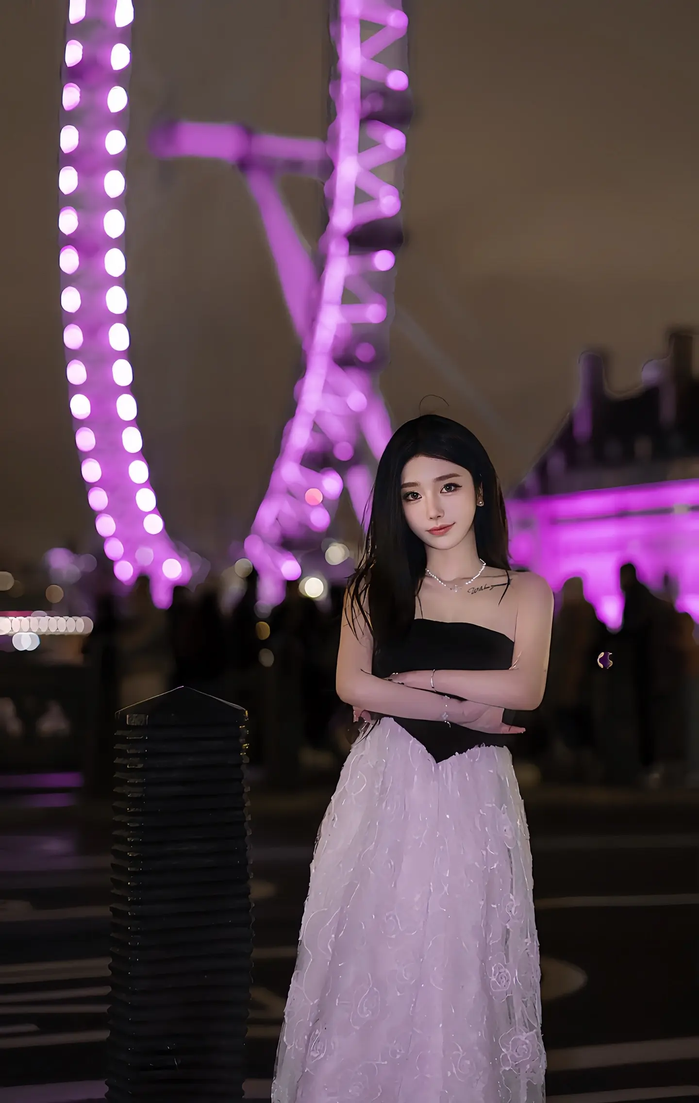 因为不敢说想你 所以逢人就说我想去英国