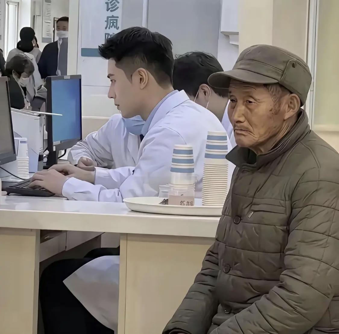 姐妹们，看上他了，该怎么上前搭话呢？
