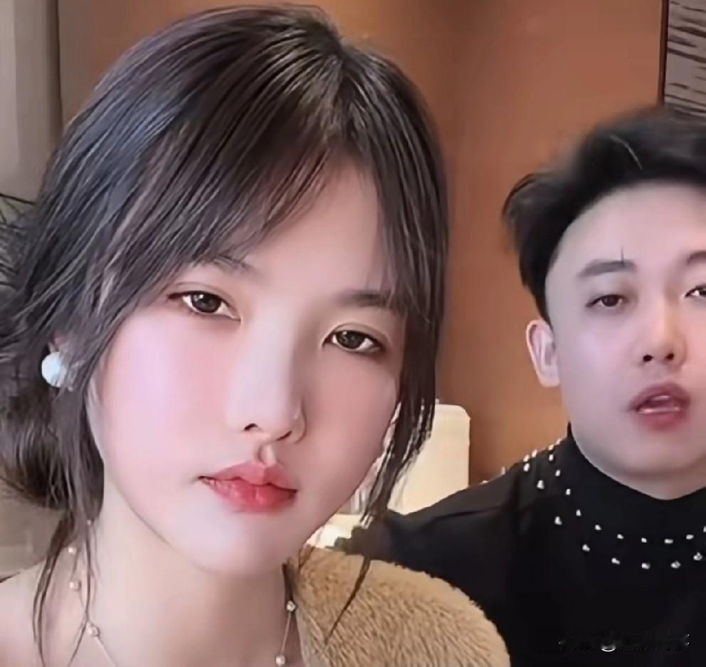 四川可乐控诉小仙女动不动开专场，我让三岁半的孩子少吃点蛋糕就窒息PUA了？

 