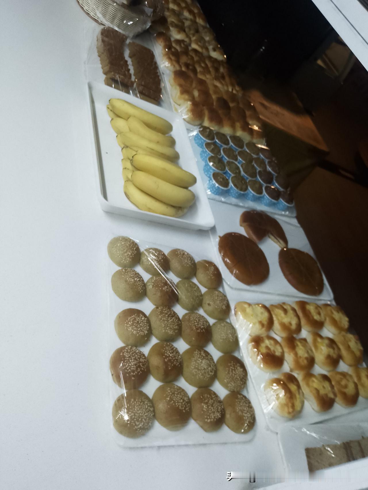 随手拍张图，分享美好瞬间今天分享下早餐美食，丰富吧！看着流口水了！绝美随手拍 早