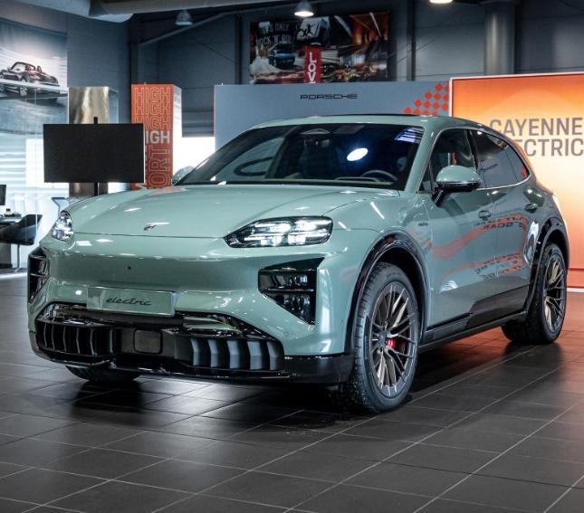 内容：对于保时捷这个汽车品牌，大家有什么看法吗？我个人的看法就是保时捷旗下确实有