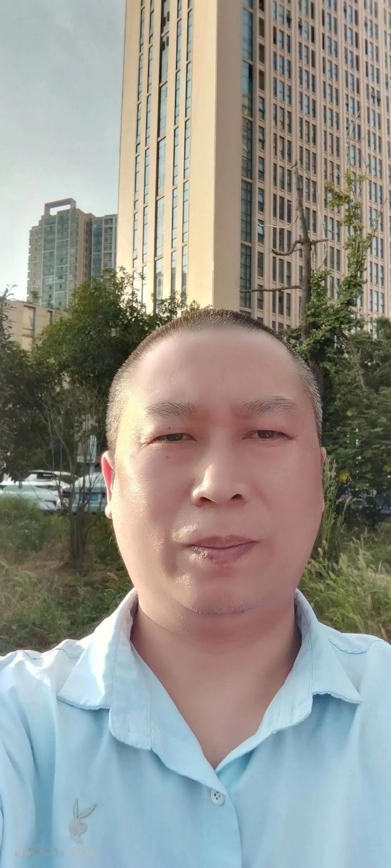 世事难料！世事难料！94岁的原配依然健在，86岁的三姐先走了。都是美人！琼瑶，那