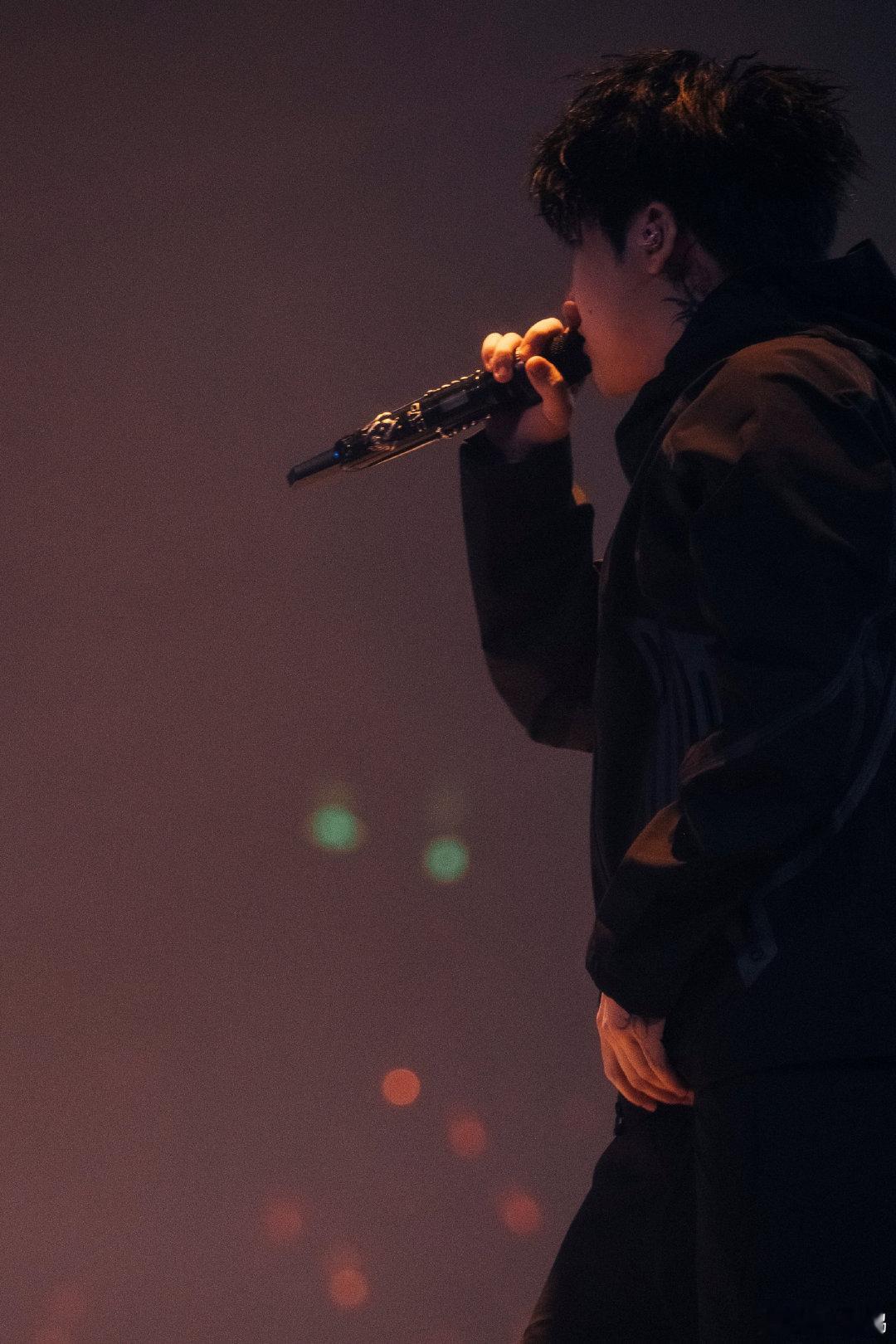 capper演唱会舞台像早高峰 谁还没看Capper这个演唱会！🥰舞台人气爆棚