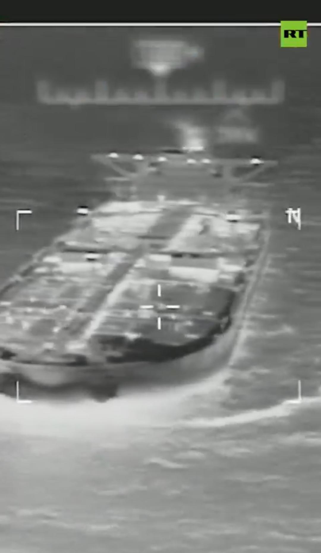 新闻快讯——美国对4艘油轮及4家中方实体施加新制裁。
据称相关制裁与委内瑞拉石油