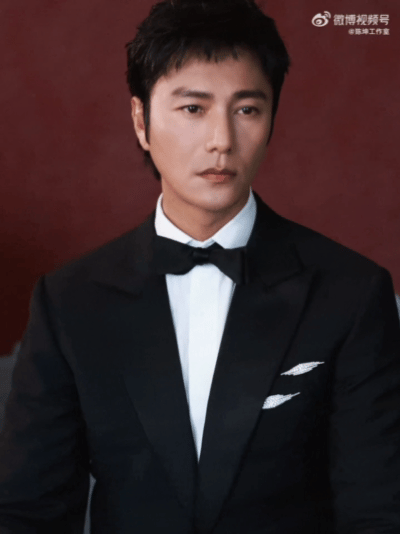 陈坤才是真hotnerd陈坤hotnerd具像化北影节现场封神！陈坤一身黑西装配