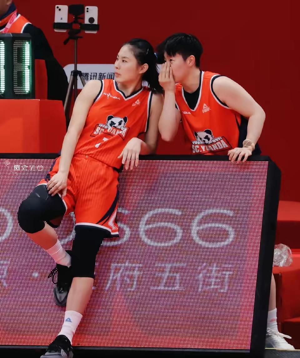 WCBA本赛季“宿命”般的对决会否上演？

根据3月27号开始的季后赛赛程，四川