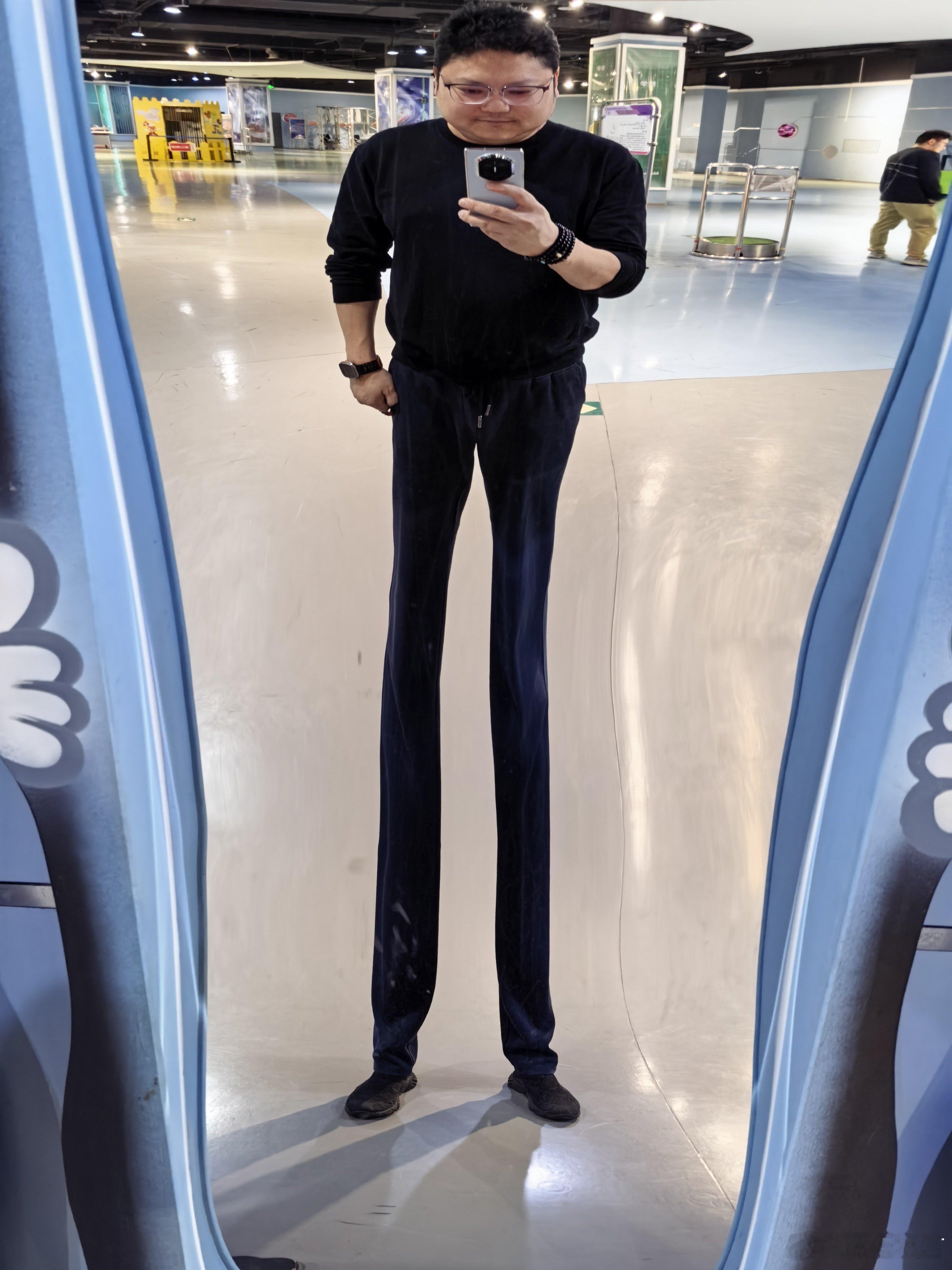 镜子里不一样的你，我，他 