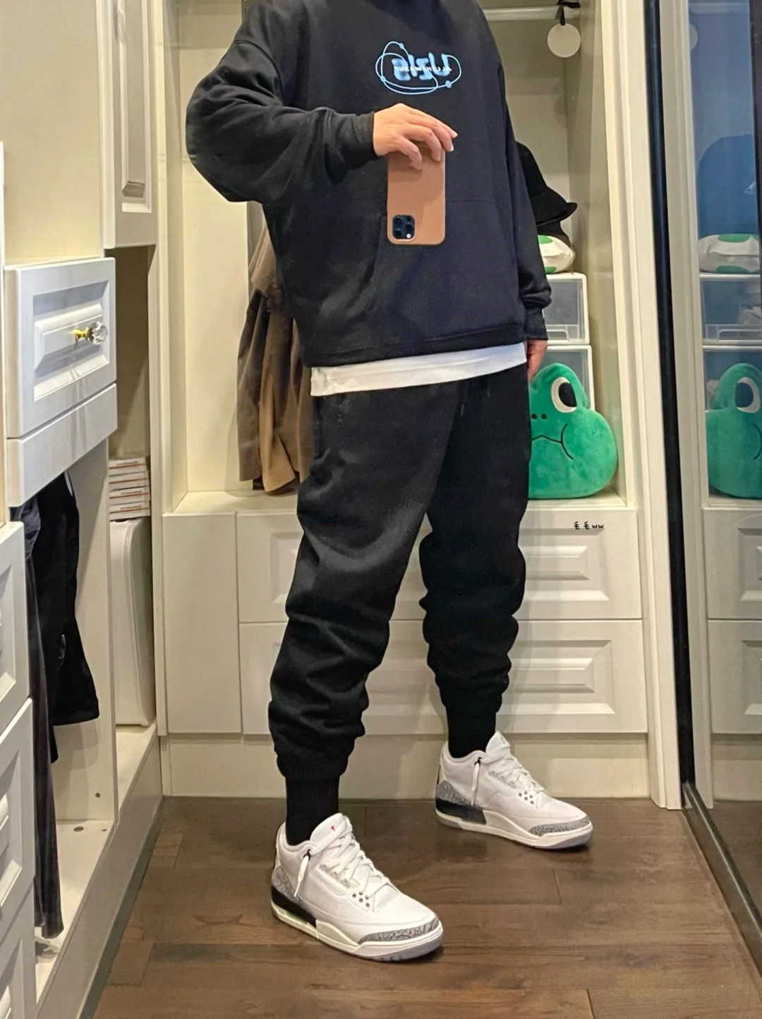 黑白叠穿｜白水泥穿搭