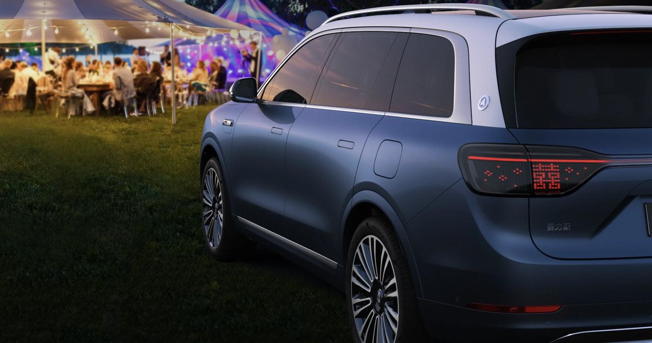 与AITO问界同行的日子
每一刻都仿佛被赋予了独特的魅力与价值，这些时光值得被细