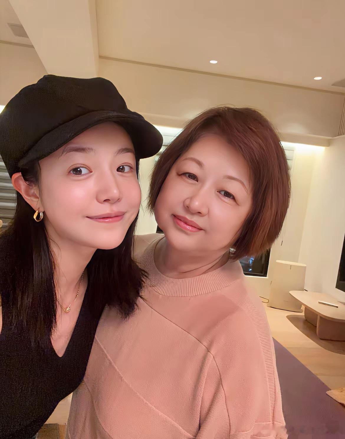 现在全网最开心的，估计就是陈妍希了。不是因为儿子成长，而是离婚后前任婆婆还愿意公