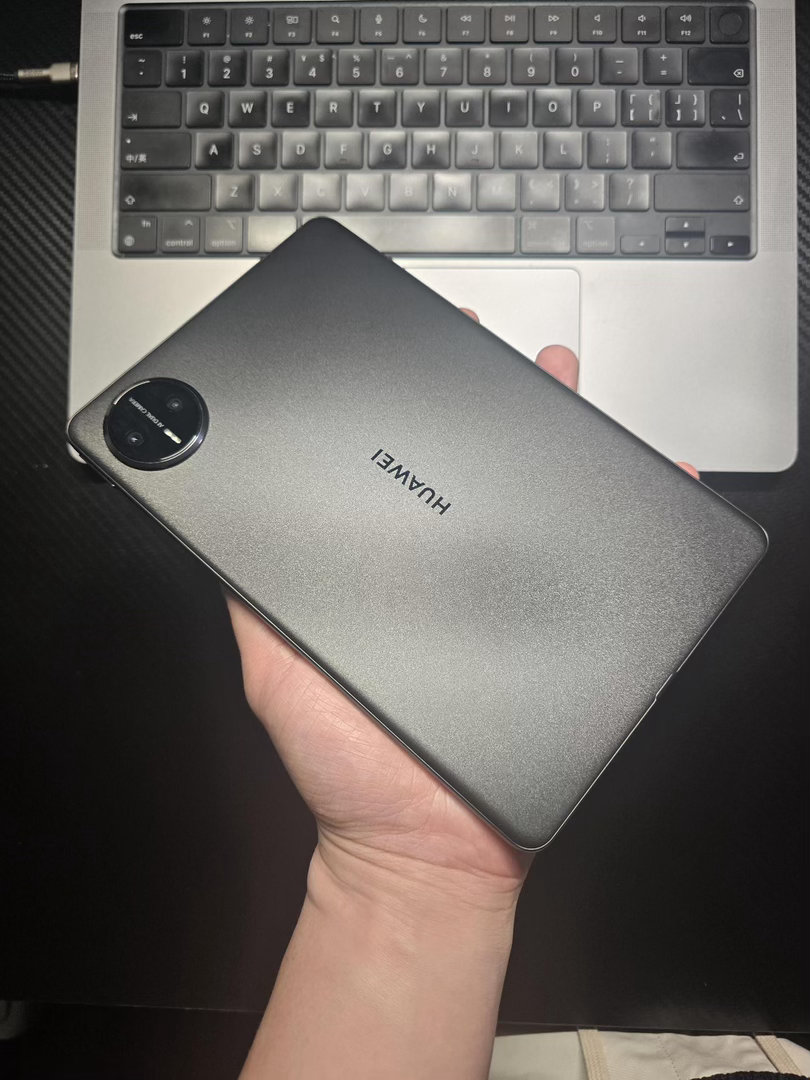 新款iPad mini苹果生态连贯，长期系统维护在线；华为MatePad Min