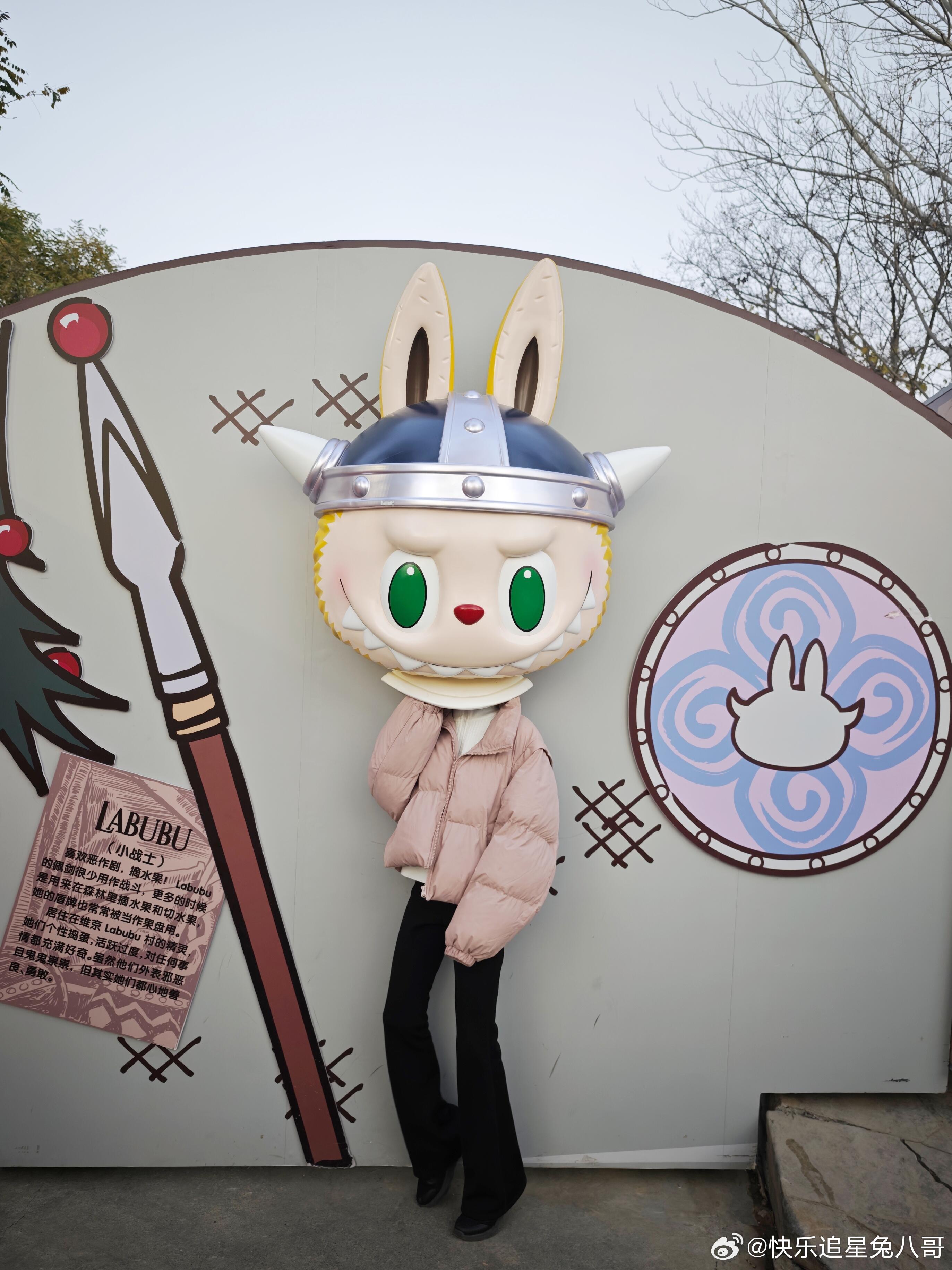 张梓琳9岁大女儿腿长，全家大长腿啊张梓琳9岁大女儿腿长张梓琳大女儿腿好长