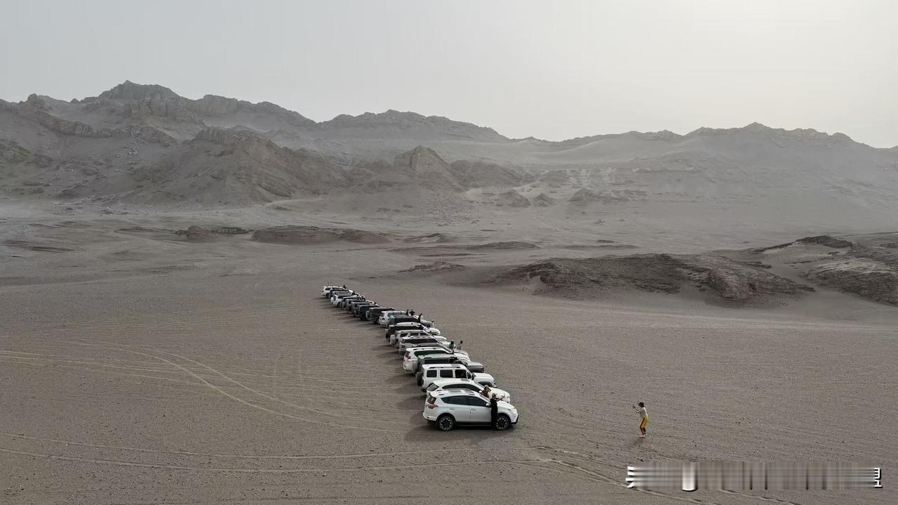 肉孜节3日自驾，第二天开始穿越罗布泊地狱之门，这一天我们经历了很多故事，上期说到