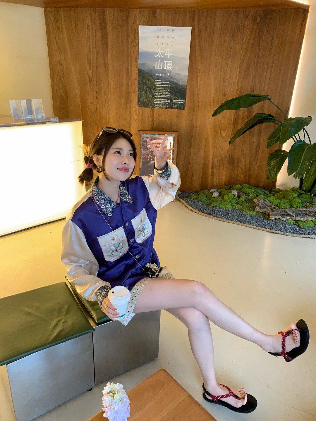 醋酸和夏天超match!!☁️凉爽舒适程度非普通材质可比 专门定染的神仙紫色 本