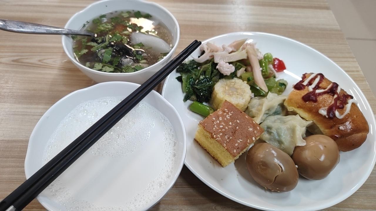 晒图笔记大赛不要因为自己只是浩瀚星河中不起眼的一颗就感到自卑，每一颗星辰都有属于