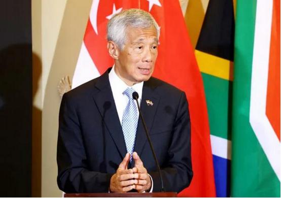 李显龙访华后表示：“我们是主权独立的国家，主权不依附于中国。我们作为朋友展开合作