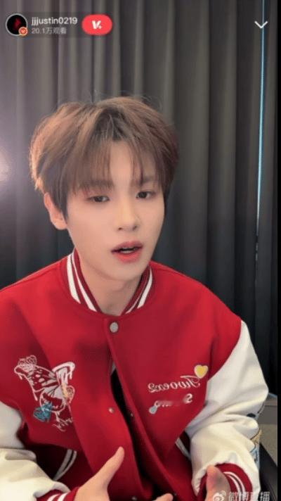 黄明昊跨年直播全是招 随便一段solo都是教科书级别，力度与美感平衡得恰到好处。