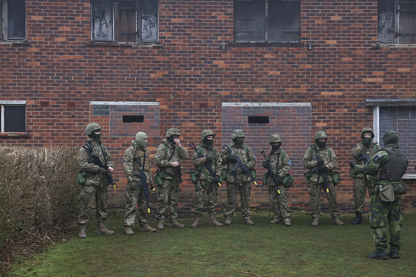 【#英国宣布一名英军在乌克兰身亡#，系俄乌冲突以来首次】据英国广播公司（BBC）