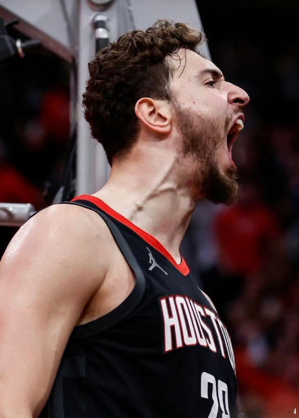 火箭vs步行者申京出战35分20秒！25投13中！罚球18中13！砍下39分16